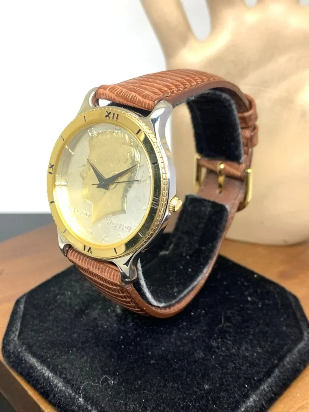 Waltham Men's Watch Vintage Liberty Kennedy USA 1968 Coin Quartz Brown Strap